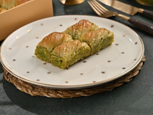 Fıstıklı Kıvrım Baklava